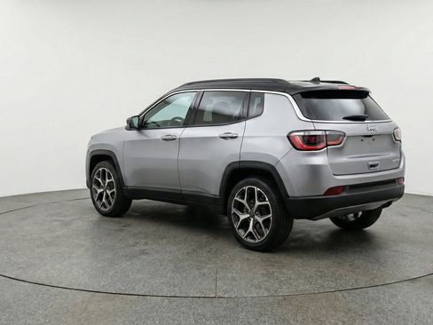 Used 2025 Jeep Compass Limited AWD/4WD image 6