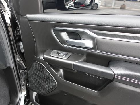 Used 2025 RAM 1500 Big Horn AWD/4WD image 34