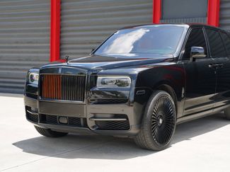 Used 2023 Rolls-Royce Cullinan Black Badge w/ Driver's Package AWD/4WD video 2