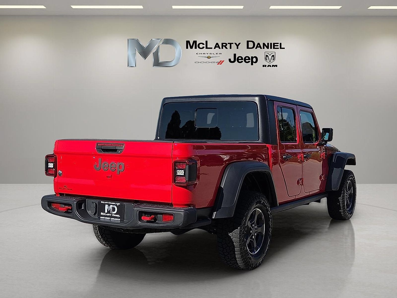 Used 2022 Jeep Gladiator Rubicon w/ LED Lighting Group AWD/4WD image 5