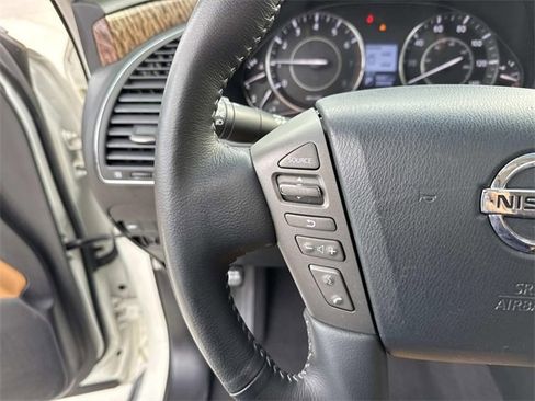 Used 2017 Nissan Armada Platinum image 22