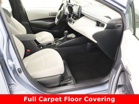 Used 2022 Toyota Corolla LE image 34