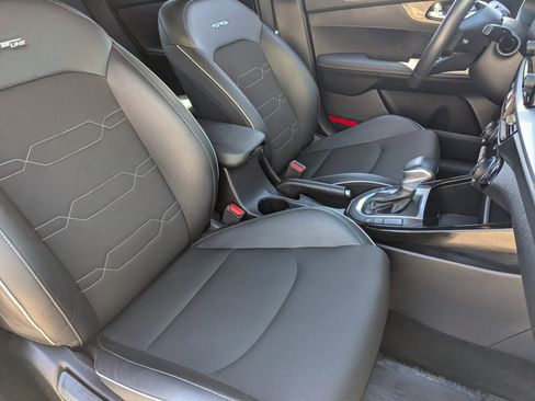 Certified 2023 Kia Forte GT-Line image 8