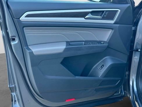 Certified 2023 Volkswagen Atlas SE AWD/4WD image 16