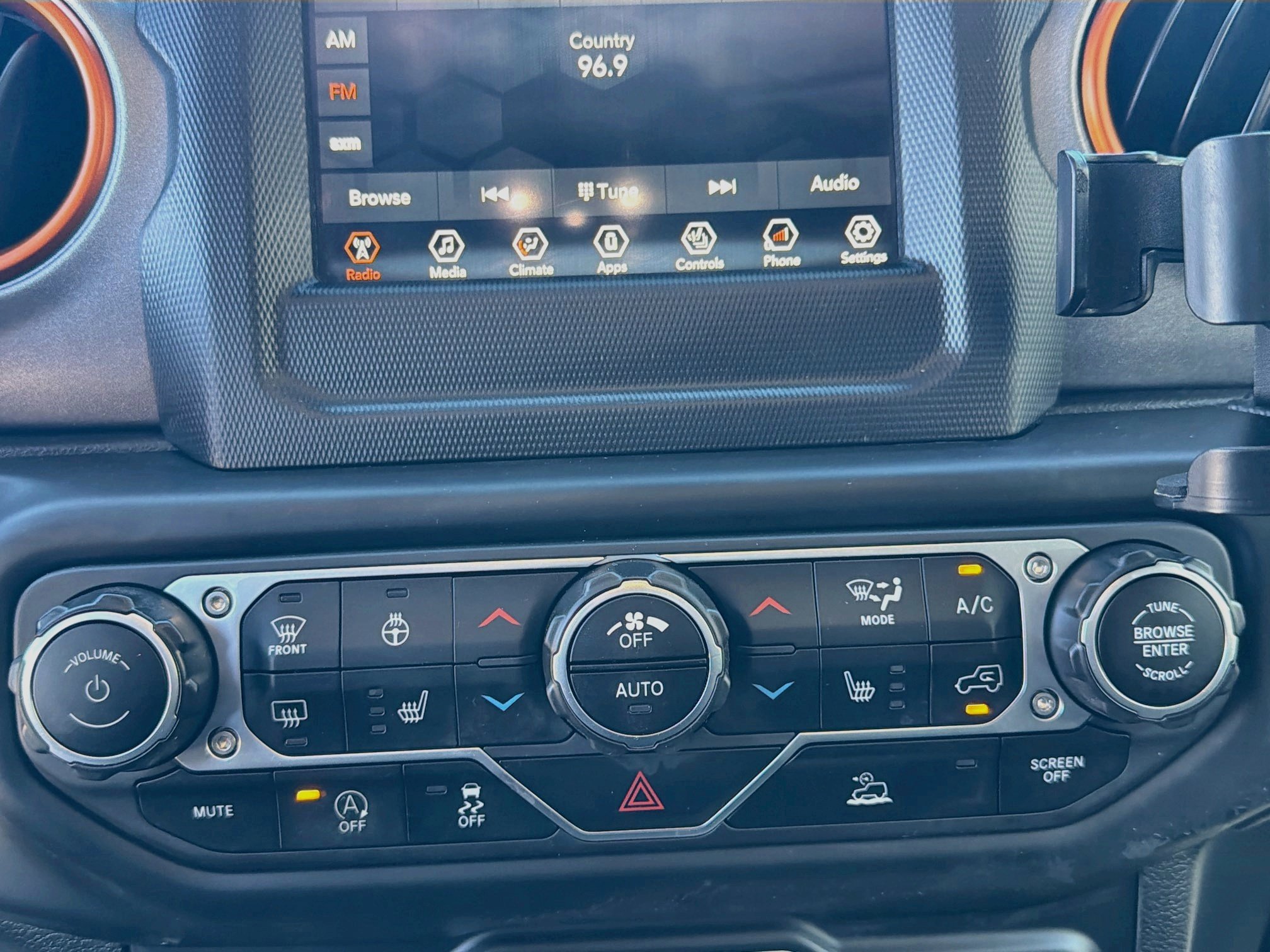 Used 2021 Jeep Gladiator Mojave w/ LED Lighting Group AWD/4WD image 22