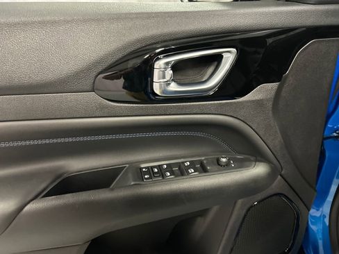 New 2026 Jeep Compass Limited image 12