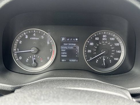 Used 2016 Hyundai Tucson Sport FWD image 6
