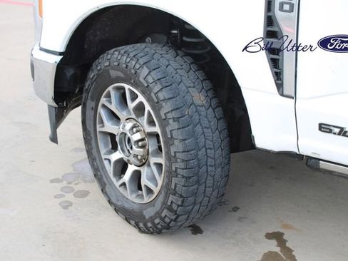 Used 2023 Ford F250 Lariat w/ Lariat Ultimate Package image 9