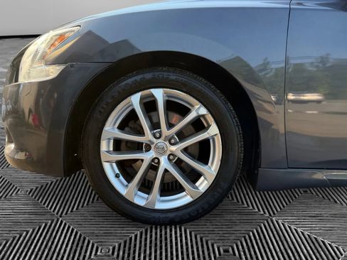 Used 2011 Nissan Maxima 3.5 SV w/ Premium Pkg FWD image 16