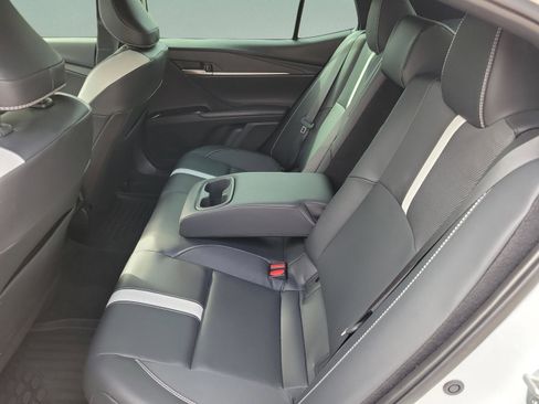 Certified 2025 Toyota Camry SE w/ Convenience Package FWD image 11
