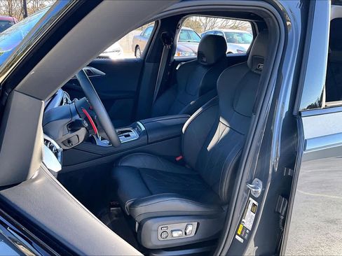 Used 2025 BMW XM image 8