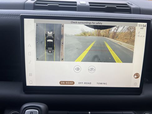 Used 2024 Land Rover Defender 110 V8 image 22