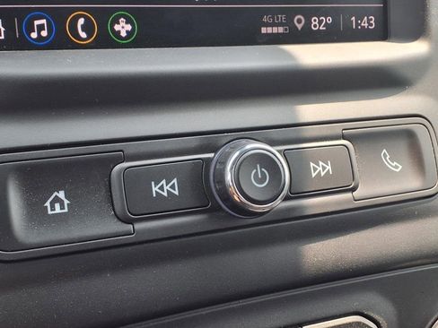 Used 2024 Chevrolet Silverado 2500 Custom w/ Custom Value Package image 13