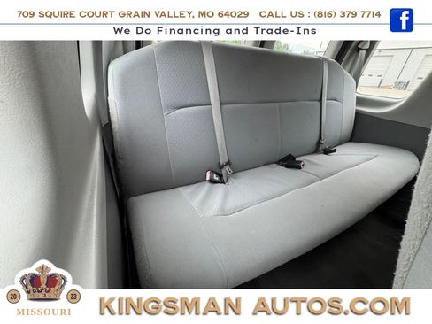 Used 2009 Ford E-350 and Econoline 350 XL RWD image 19