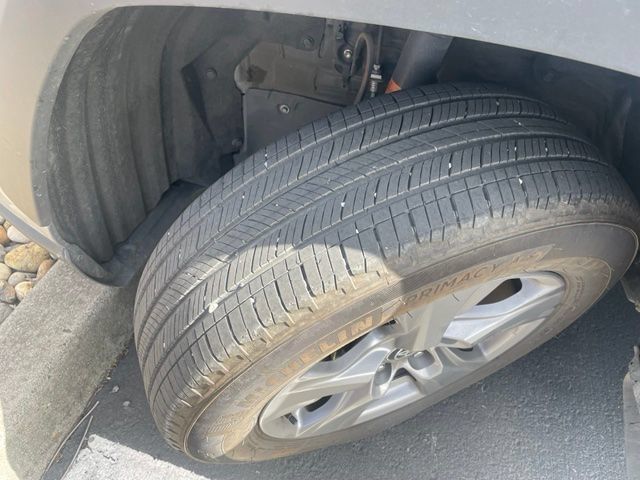 Certified 2023 Toyota RAV4 XLE AWD/4WD image 12