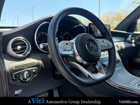 Certified 2022 Mercedes-Benz GLC 300 image 17
