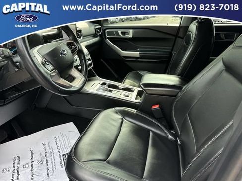 Certified 2023 Ford Explorer XLT w/ Equipment Group 202A AWD/4WD image 19
