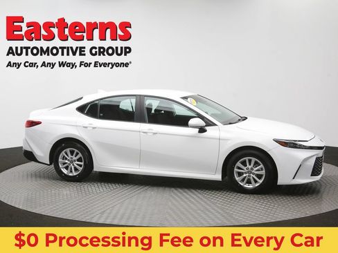 Used 2025 Toyota Camry LE FWD image 46