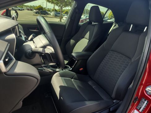 Certified 2025 Toyota Corolla SE FWD image 20