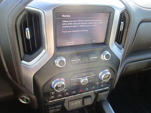 Used 2020 GMC Sierra 1500 SLT w/ SLT Premium Plus Package AWD/4WD image 32