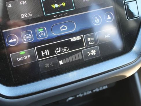 Used 2025 Subaru Crosstrek 2.5i Limited w/ Popular Package #4A image 21