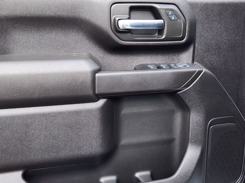 Used 2025 GMC Sierra 2500 Pro w/ 1SA Pro Safety Plus Package image 6