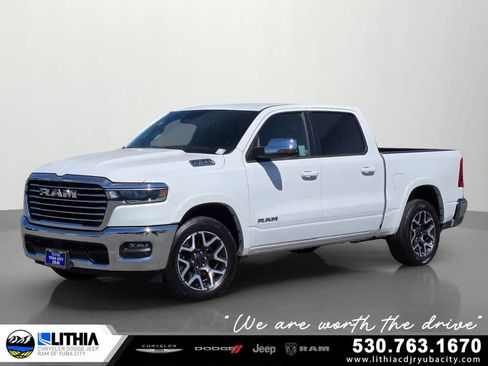 Used 2025 RAM 1500 Laramie AWD/4WD image 1