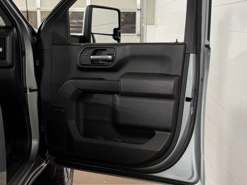 Used 2025 Chevrolet Silverado 2500 Custom w/ Custom Value Package AWD/4WD image 35