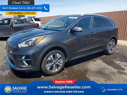 Used 2022 Kia Niro EX w/ Cold Weather Package