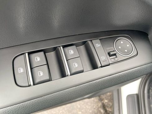 New 2025 Kia Soul LX w/ LX Technology Package image 39