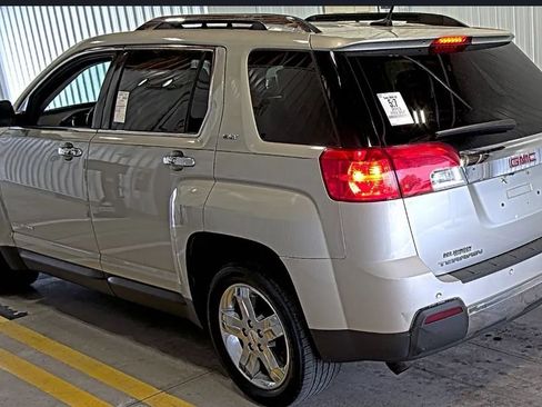 Used 2013 GMC Terrain SLT FWD image 4