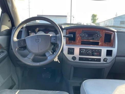 Used 2006 Dodge Ram 1500 Truck Laramie w/ Trailer Tow Group AWD/4WD image 11