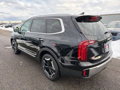 New 2025 Kia Telluride S