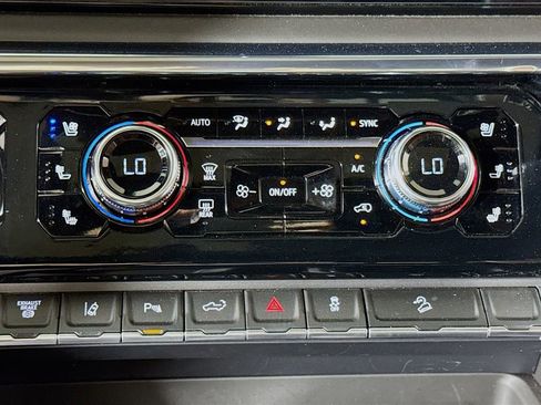 Certified 2025 GMC Sierra 3500 Denali Ultimate AWD/4WD image 14