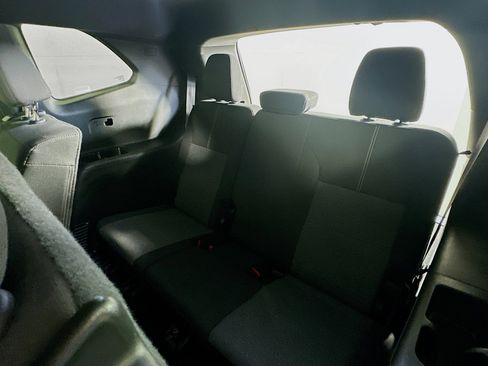 Used 2025 GMC Acadia Elevation image 28