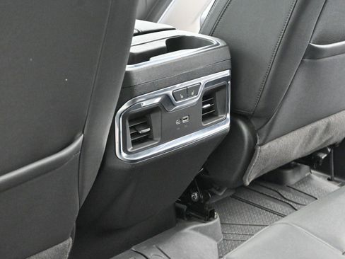 Used 2024 Chevrolet Silverado 1500 High Country w/ High Country Premium Package AWD/4WD image 31