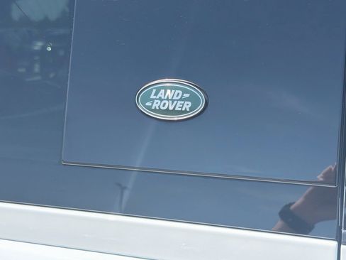 Used 2023 Land Rover Defender 110 SE AWD/4WD image 45