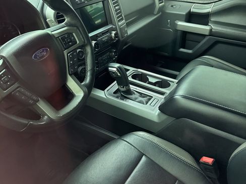 Used 2018 Ford F150 Raptor w/ Equipment Group 802A Luxury image 5