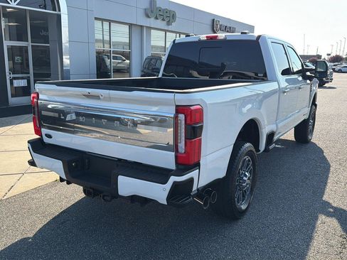 Used 2024 Ford F350 Limited w/ FX4 Off-Road Package AWD/4WD image 14