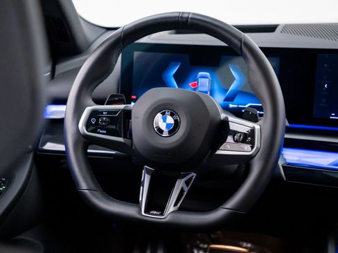 Used 2024 BMW 540i xDrive w/ Premium Package AWD/4WD image 10