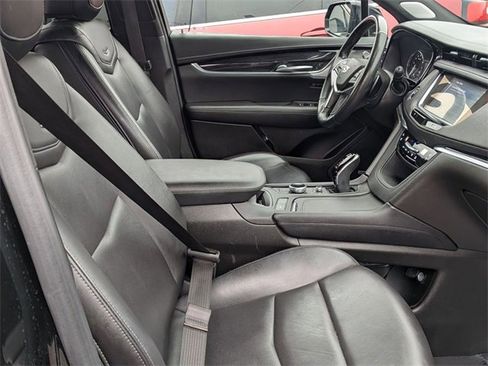 Used 2023 Cadillac XT5 Premium Luxury image 32