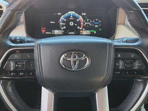 Used 2022 Toyota Tundra Capstone AWD/4WD image 19