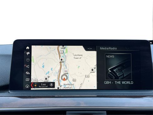 Used 2018 BMW 320i xDrive Sedan w/ Convenience Package image 26