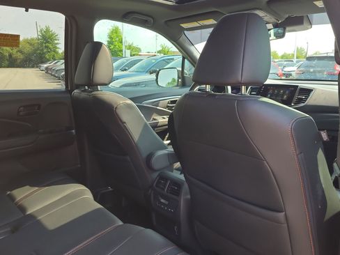 Certified 2022 Honda Pilot TrailSport image 21