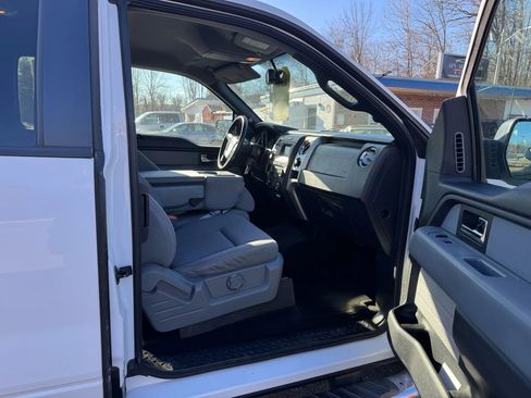 Used 2014 Ford F150 XLT w/ XLT Chrome Package AWD/4WD image 12