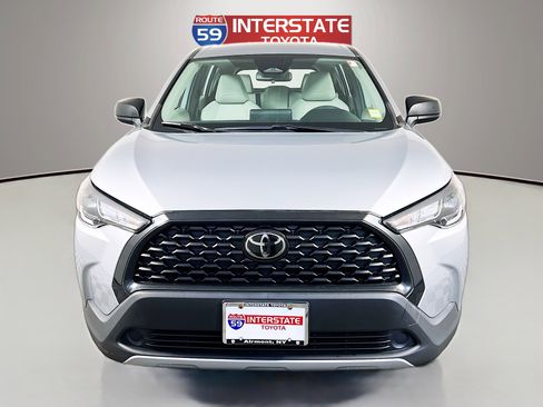 Certified 2023 Toyota Corolla Cross L AWD/4WD image 2