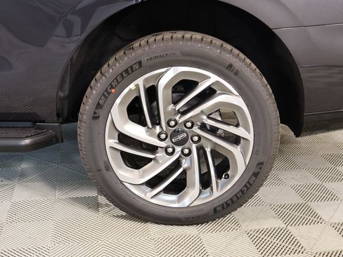 New 2026 Lincoln Navigator Premiere image 19