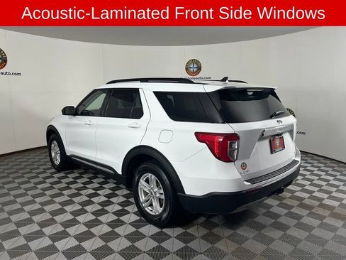 Used 2021 Ford Explorer XLT w/ Equipment Group 202A AWD/4WD image 18