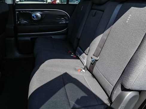 New 2026 Hyundai Ioniq 9 SE image 18