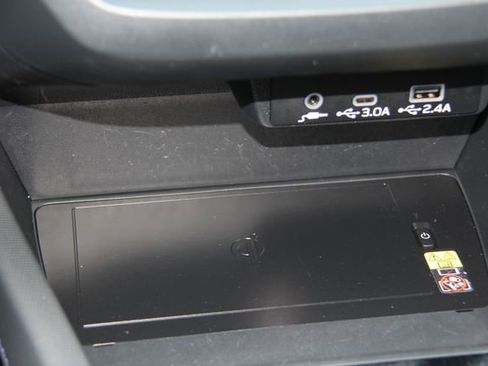 Certified 2025 Subaru Forester Premium AWD/4WD image 27